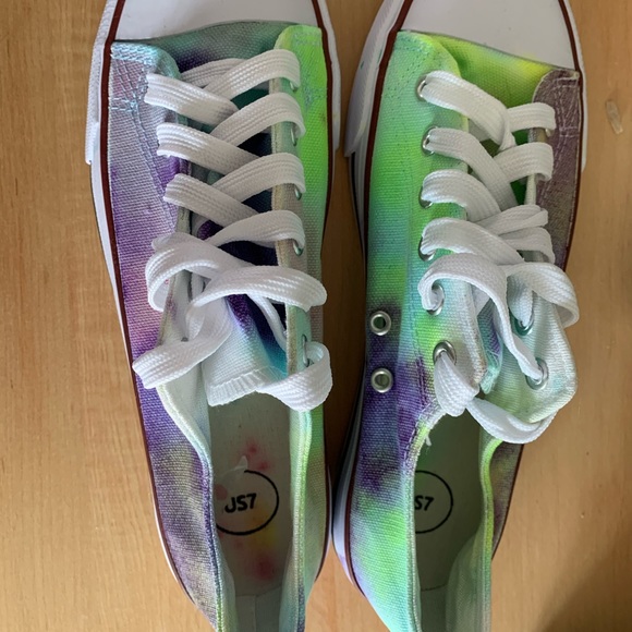 NWT handmade tie dye sneakers - Picture 8 of 15